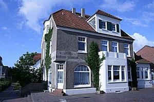 Accommodation Bed Breakfast Zum Damenpfad Wangerooge Pension In